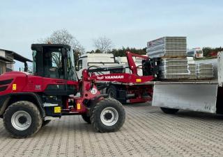 Колісні навантажувачі Yanmar V120