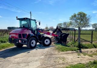 Колісні навантажувачі Yanmar V7-HW