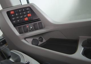 Колісні навантажувачі New Holland W170D LR