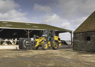 Колісні навантажувачі New Holland W70C Z-bar