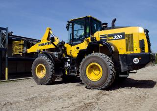 Колісні навантажувачі Komatsu WA320-8E0