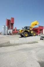 Колісні навантажувачі Komatsu WA380-7
