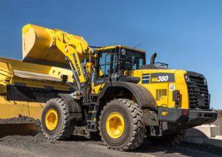 Колісні навантажувачі Komatsu WA380-8E0