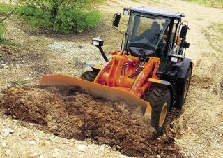 Колісні навантажувачі Hitachi ZW 180-5