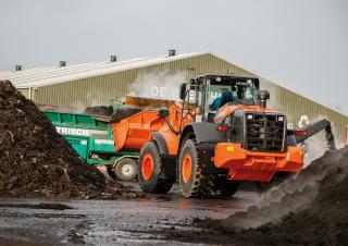 Колісні навантажувачі Hitachi ZW220-6