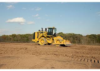 Ущільнювачі сміття Caterpillar 825K