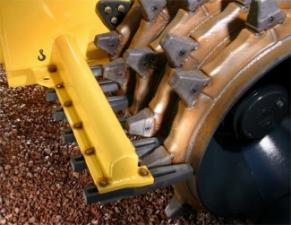 Ущільнювачі сміття Bomag BC 672 RB 2