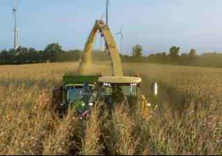 Кормозбиральні комбайни 2-силові Krone BiG X 630