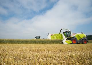 Кормозбиральні комбайни 4-силові Claas Jaguar 860