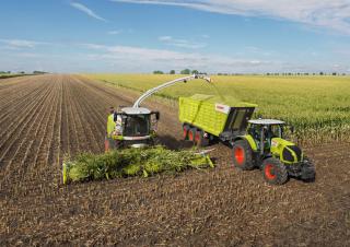 Кормозбиральні комбайни 4-силові Claas Jaguar 950