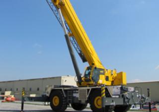 Крани для грунтових просторів Grove RT9130E-2