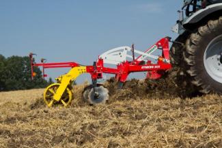 Культиватори Pöttinger Synkro 3020