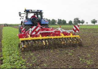 Культиватори Pöttinger Synkro 4030 K nova