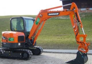 Міні-екскаватори Doosan DX60-5B