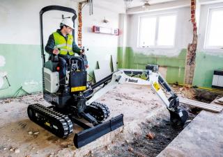 Міні-екскаватори Bobcat E10e