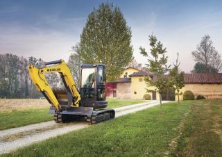 Міні-екскаватори New Holland E50B SR