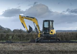 Міні-екскаватори New Holland E50B SR