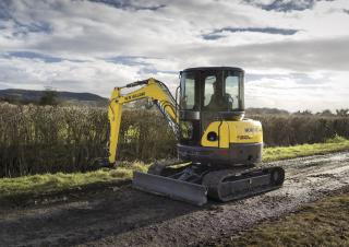Міні-екскаватори New Holland E50B SR
