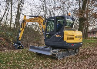 Міні-екскаватори New Holland E57C