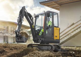 Міні-екскаватори Volvo EC18E