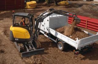 Міні-екскаватори Volvo EC27C