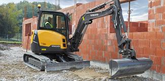 Міні-екскаватори Volvo ECR50D