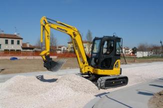 Міні-екскаватори Komatsu PC45MR-3