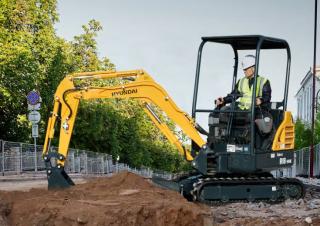 Міні-екскаватори Hyundai R18-9AK