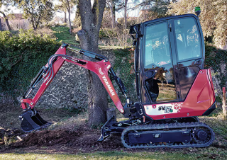 Електричний гусеничний екскаватор Yanmar SV17e