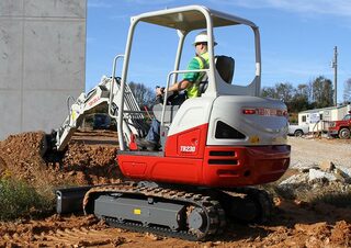 Міні-екскаватори Takeuchi TB 230