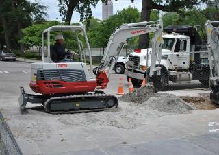 Міні-екскаватори Takeuchi TB 235
