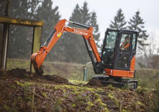 Міні-екскаватори Hitachi ZX26U-5