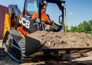 Міні-навантажувачі JCB 215T