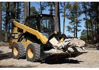 Міні-навантажувачі Caterpillar 262D