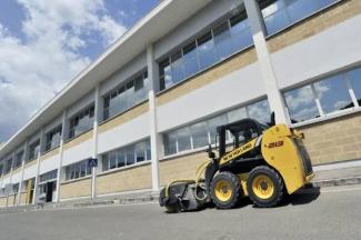 Міні-навантажувачі New Holland L213