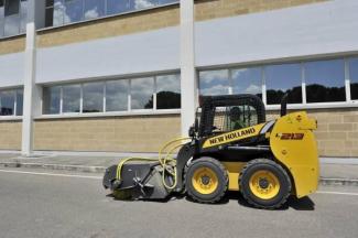 Міні-навантажувачі New Holland L213