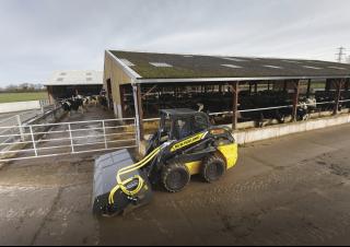 Міні-навантажувачі New Holland L220