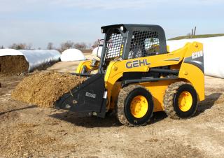 Міні-навантажувачі Gehl R260