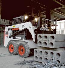 Міні-навантажувачі Bobcat S100