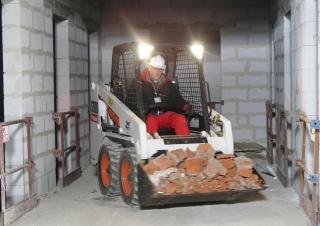 Міні-навантажувачі Bobcat S100
