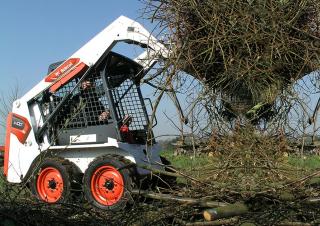 Міні-навантажувачі Bobcat S100