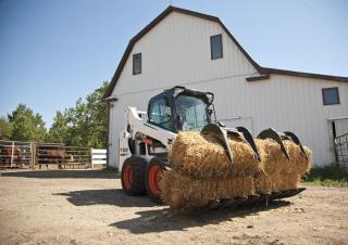 Міні-навантажувачі Bobcat S590