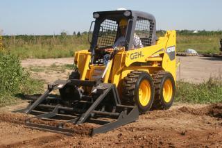 Міні-навантажувачі Gehl SL 4240