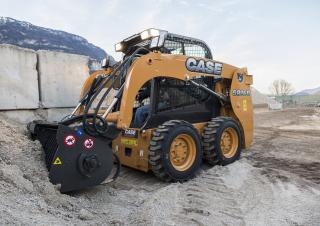 Міні-навантажувачі Case SR160