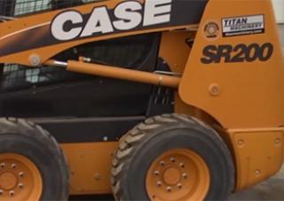 Міні-навантажувачі Case SR200