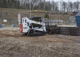 Міні-навантажувачі Bobcat T590