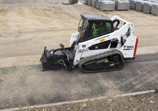 Міні-навантажувачі Bobcat T590