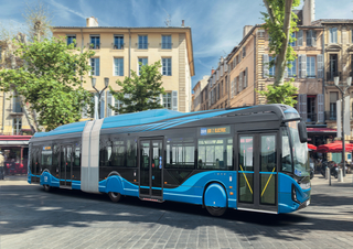 Автобуси Міські автобуси Iveco E-way 18 m