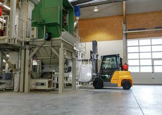 навантажувач з вилковим захватом LPG Jungheinrich TFG S30s 