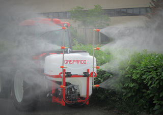 Обприскувачі польові Gaspardo Sauro 800